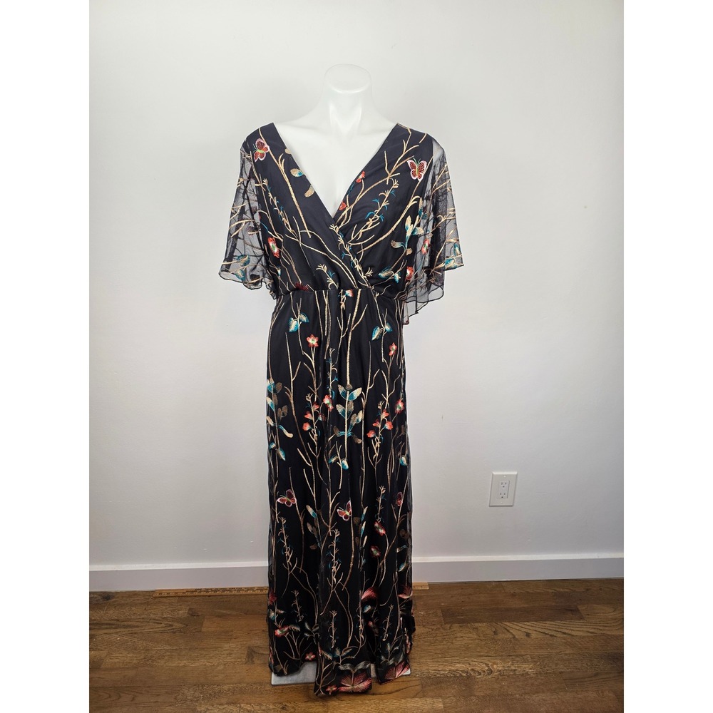 Kiyonna Women 4X Black Embroidered Elegance Floral Butterfly Mesh Maxi Dress